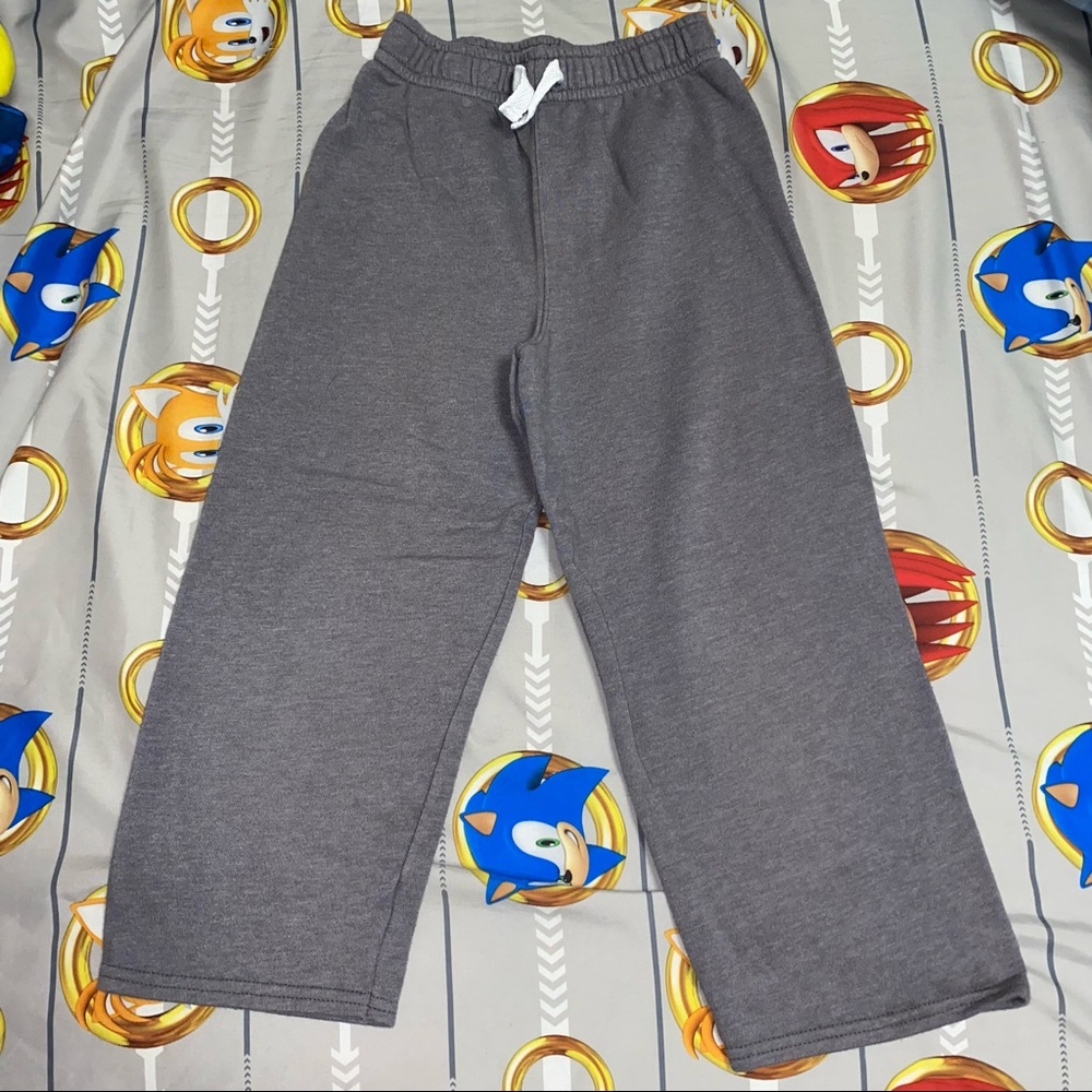 Boy’s sweatpants